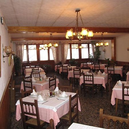 Fonda Agusti Hotell Esterri d'Àneu Exteriör bild