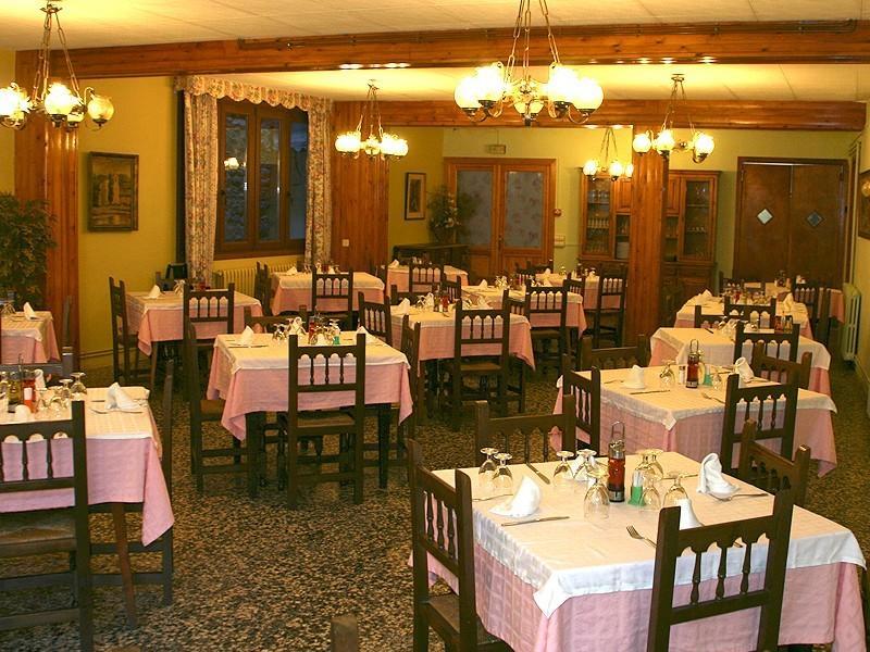 Fonda Agusti Hotell Esterri d'Àneu Exteriör bild